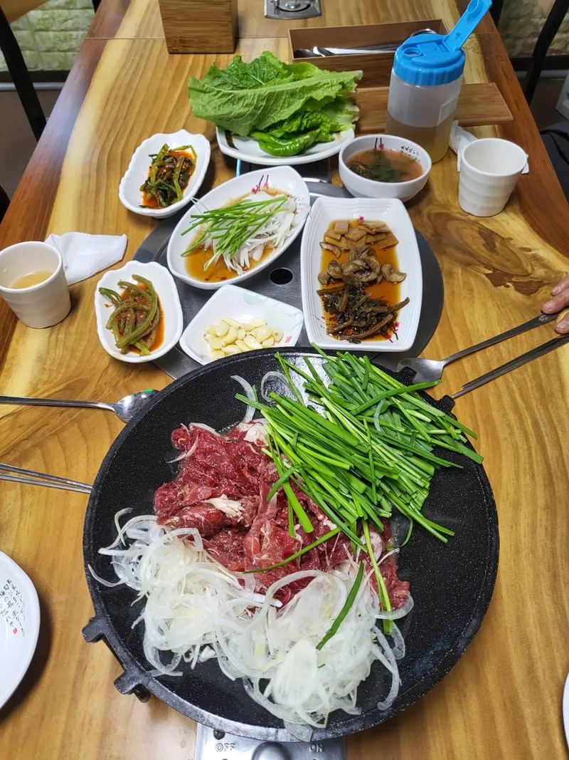 운주산아래 흑염소 식당 사진 1