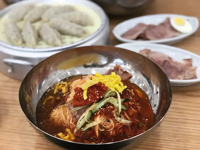 춘하추동밀면 논현직영점 사진 4