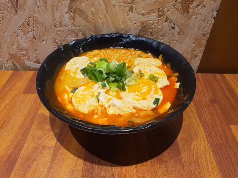 고래맥주창고 한성대점 사진 3