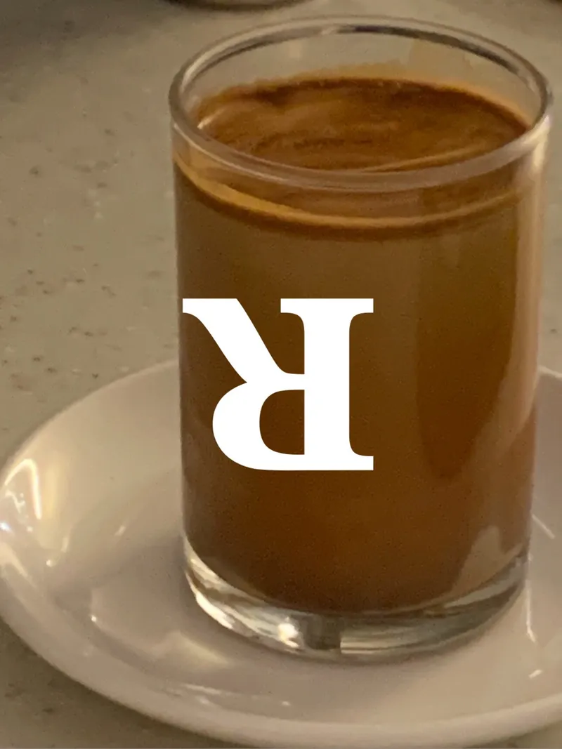 RADIANT COFFEE 사진 3