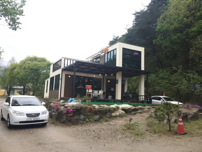 카페자작 사진 3